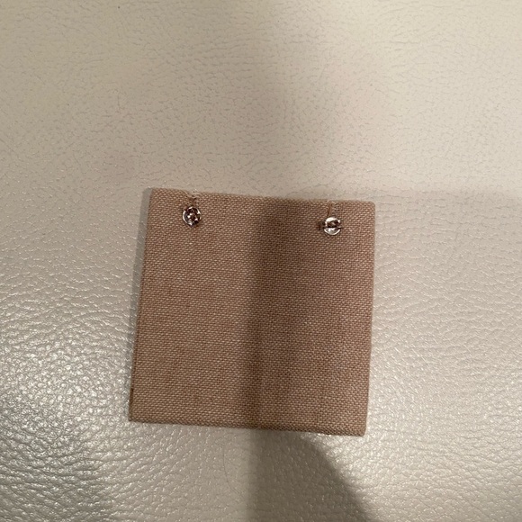 Authentic Interlocking G Gucci Earrings - Picture 2 of 4